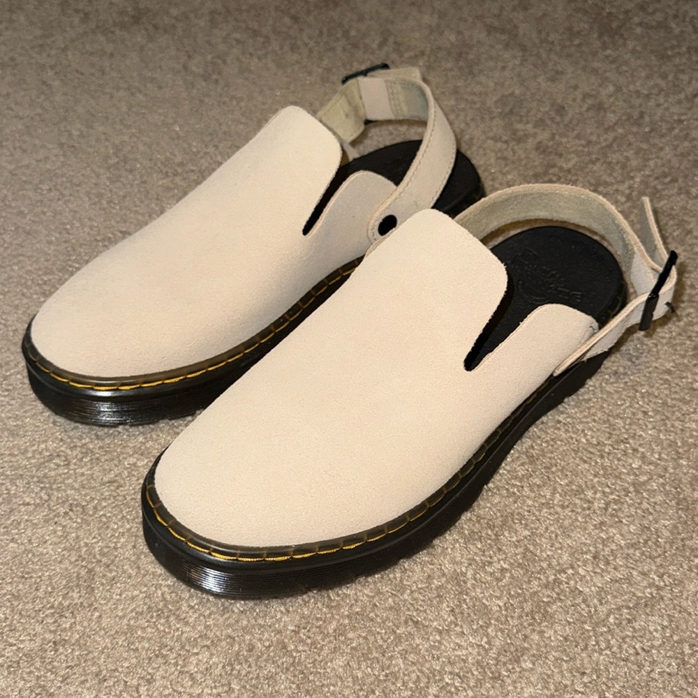 BRAND NEW Doc Marten Carlson Clogs
